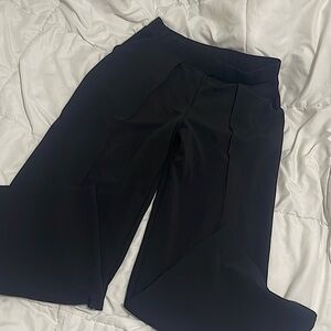 H&M womens pull on pants